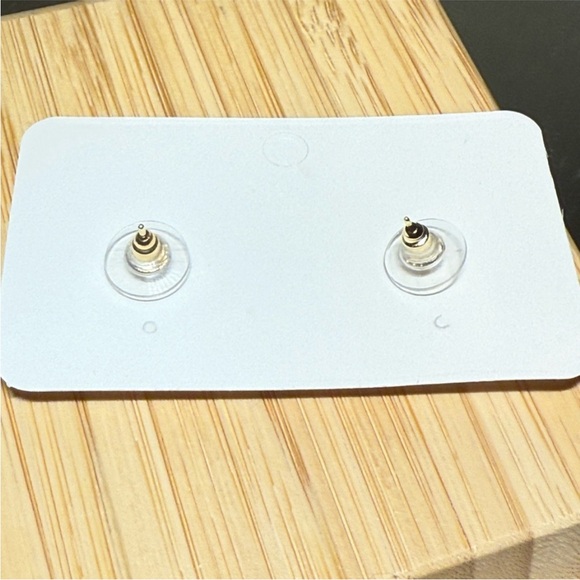 Fashion Jewelry Gold and Silver Earrings - Picture 2 of 2